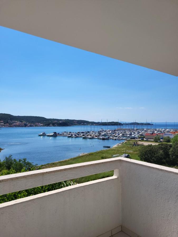 Apartmani Mira Supetarska Draga Quarto foto