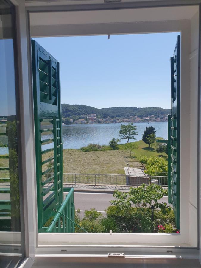 Apartmani Mira Supetarska Draga Quarto foto