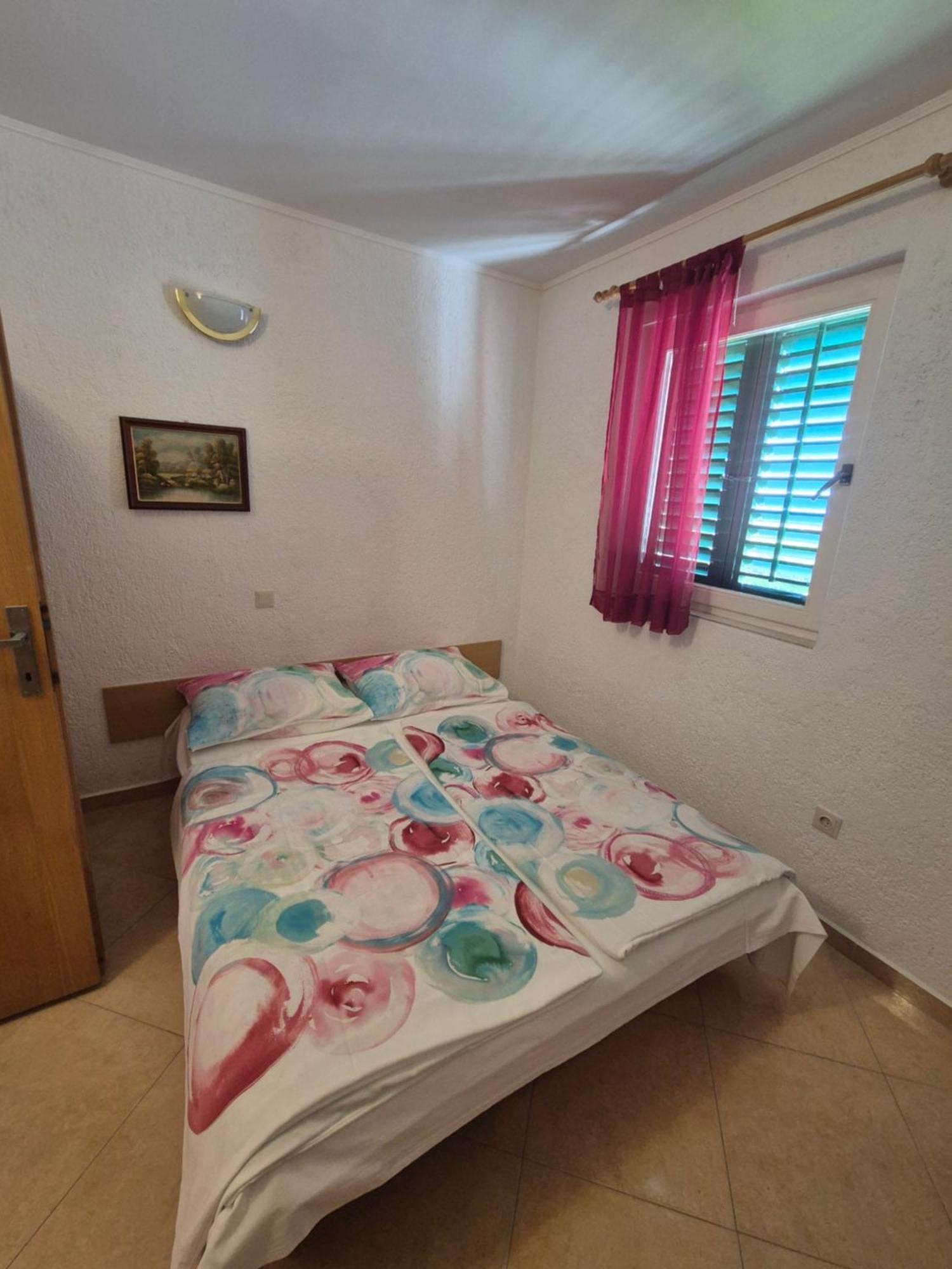 Apartmani Mira Supetarska Draga Exterior foto